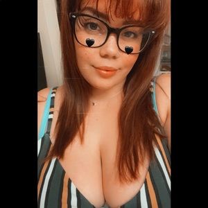 Meet your Posher, Paryss